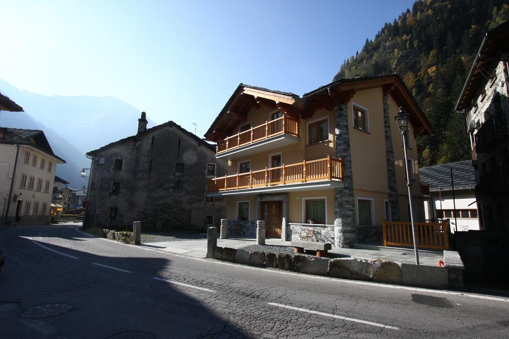 Villa Giuditta Residence Gaby Eksteriør bilde