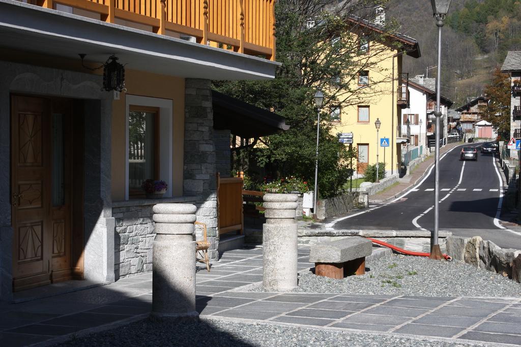 Villa Giuditta Residence Gaby Eksteriør bilde