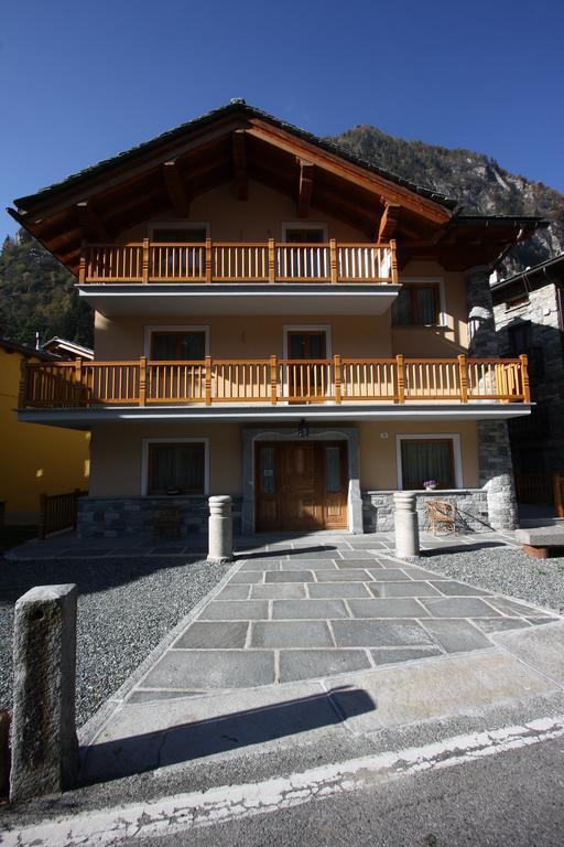 Villa Giuditta Residence Gaby Eksteriør bilde